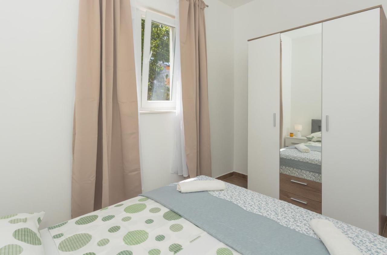 Mara Apartment Sibenik Bagian luar foto