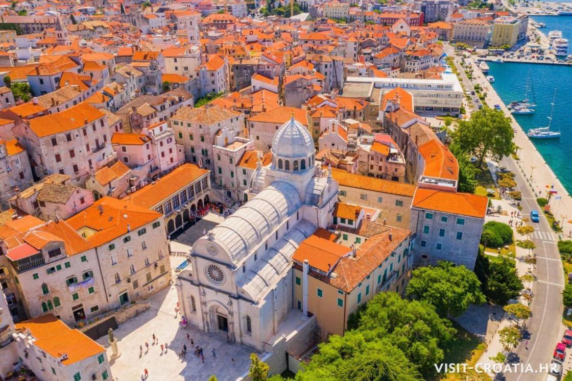 Mara Apartment Sibenik Bagian luar foto